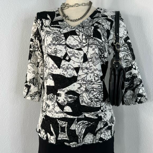 Vintage Chico’s Black and White V-Neck Top Art Deco Abstract - Picture 1 of 12